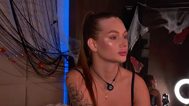 ViolaFlirt online show from October 25, 4:31 am