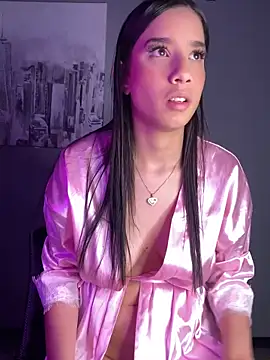 Snapshot of Praga_Pink chatting on December 7, 11:45 pm Praga Pink online show from December 7, 11:45 pm