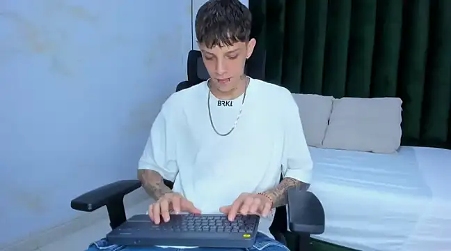 Adam hard  online show from December 5, 7:28 pm