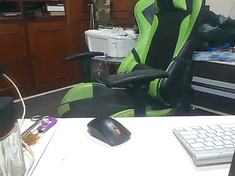 SOLESFETISHBR online show from November 10, 3:49 am