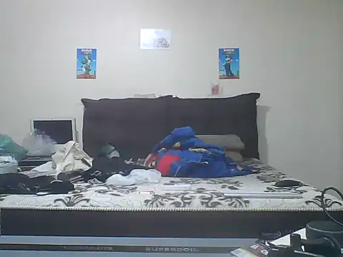 SOLESFETISHBR online show from April 16, 3:35 pm