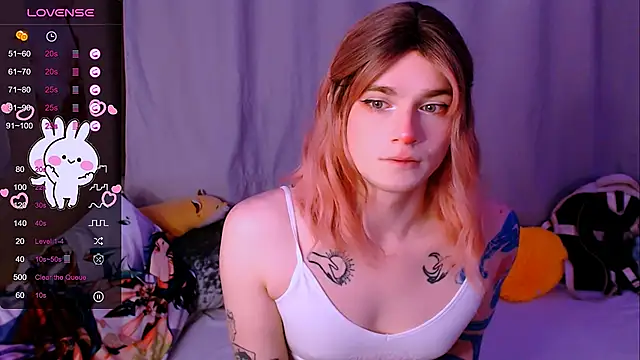 Alice Hells online show from November 25, 3:28 am