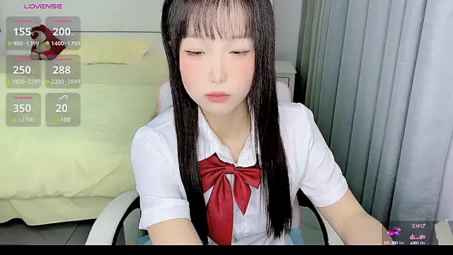 Snapshot of -Wendy__ chatting on January 24, 4:39 pm -Wendy online show from January 24, 4:39 pm