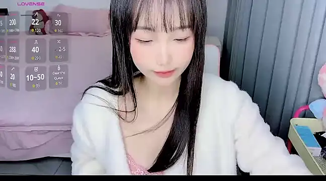 Snapshot of -Wendy__ chatting on February 14, 6:08 pm -Wendy online show from February 14, 6:08 pm