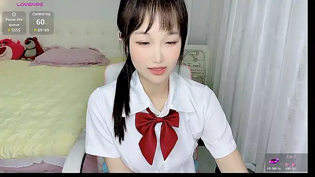 Snapshot of -Wendy__ chatting on March 2, 7:56 pm -Wendy online show from March 2, 7:56 pm