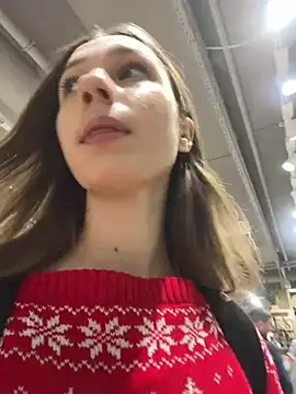 Lia  Love online show from December 18, 1:12 pm