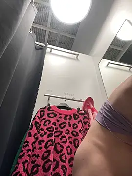 Lia  Love online show from December 27, 3:15 pm