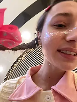 Lia  Love online show from January 2, 11:09 am