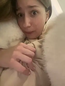 Lia  Love online show from January 8, 5:05 pm