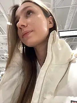 Lia  Love online show from February 3, 10:14 am