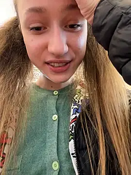 Lia  Love online show from March 20, 12:11 pm