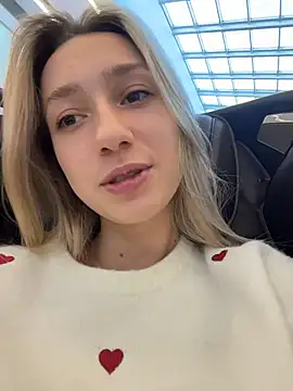 Lia  Love online show from October 17, 12:08 pm