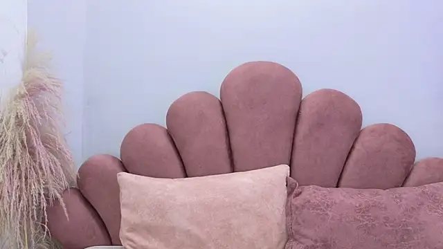 Snapshot of GABYTAYLOR_ chatting on September 9, 1:32 pm GABYTAYLOR  online show from September 9, 1:32 pm