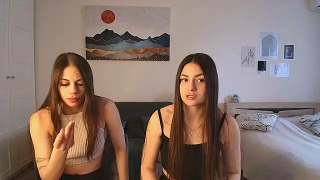 ShySonya online show from April 13, 5:13 am