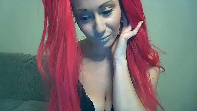 Snapshot of SweetSolez chatting on March 17, 9:34 pm SweetSolez online show from March 17, 9:34 pm