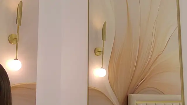 milaleoneli online show from April 20, 3:04 pm