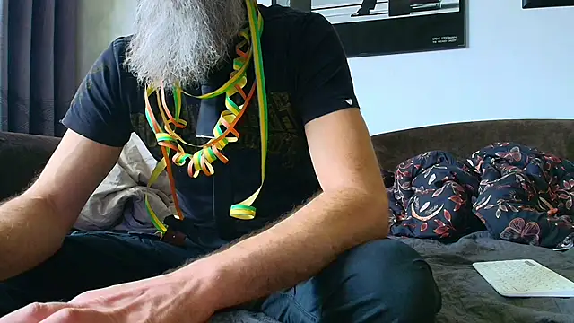 Kingsscepter online show from February 12, 11:38 am