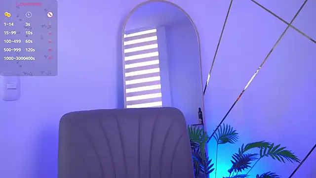 Snapshot of b3llaspringg chatting on September 30, 9:31 pm b3llaspringg online show from September 30, 9:31 pm