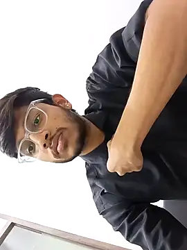 Snapshot of skinnyyyyyyyyy chatting on February 8, 10:50 am skinnyyyyyyyyy online show from February 8, 10:50 am