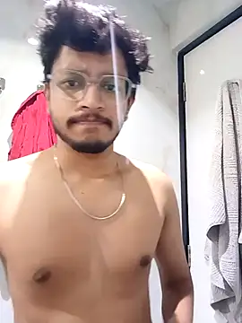 Snapshot of skinnyyyyyyyyy chatting on July 13, 4:04 am skinnyyyyyyyyy online show from July 13, 4:04 am