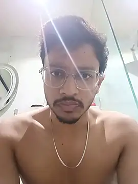 Snapshot of skinnyyyyyyyyy chatting on July 31, 4:56 am skinnyyyyyyyyy online show from July 31, 4:56 am