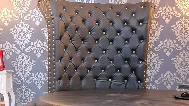 Selenecollins online show from September 17, 1:24 pm