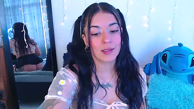 Samanta james19 online show from November 12, 3:45 pm