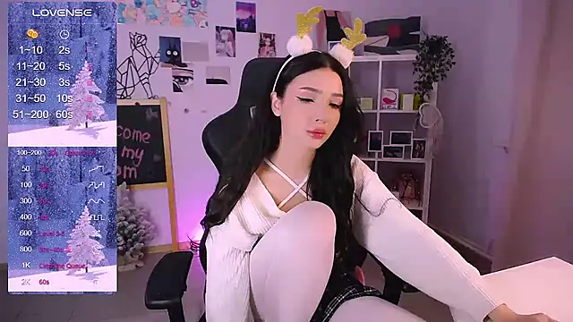 EmmaKeam online show from December 22, 4:39 am