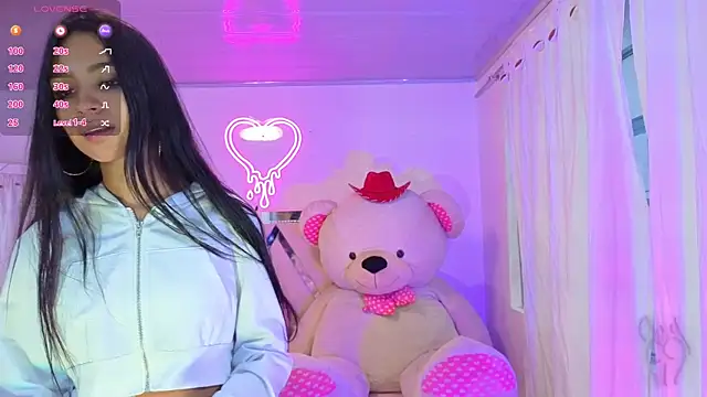 Jazmin tay online show from September 29, 11:48 am