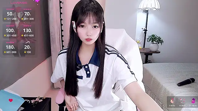 Snapshot of Xiaomi-Angela chatting on June 27, 2:55 pm Xiaomi-Angela online show from June 27, 2:55 pm