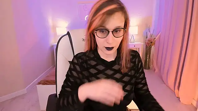 Dora Marcelli online show from February 7, 6:45 am