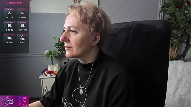 Nika Smit online show from December 13, 10:19 am