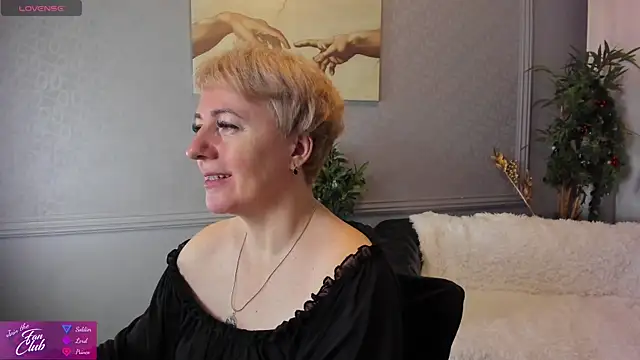 Nika Smit online show from December 22, 5:23 am