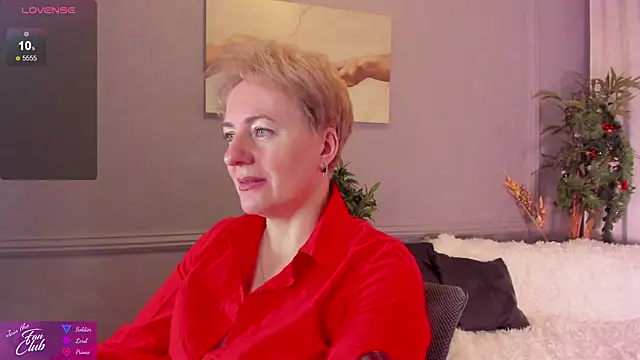 Nika Smit online show from January 4, 5:27 am