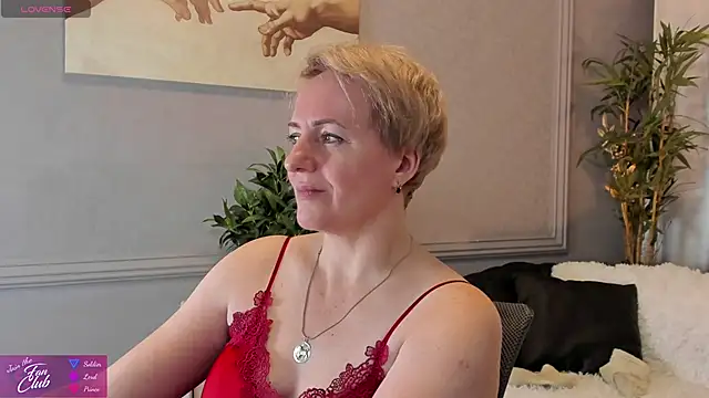 Nika Smit online show from February 8, 2:27 pm