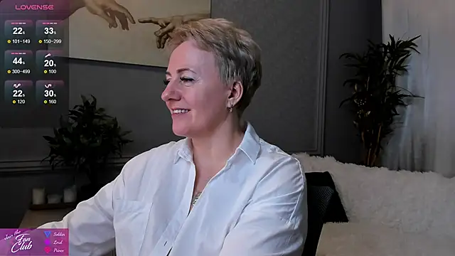 Nika Smit online show from March 1, 8:34 am