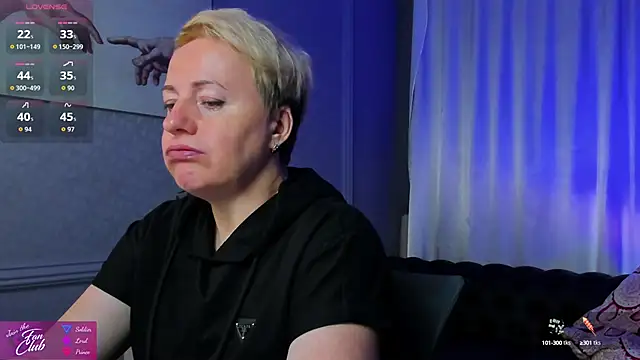 Nika Smit online show from September 18, 5:20 am