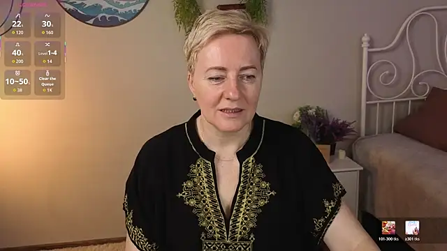 Snapshot of Nika_Smit chatting on May 8, 5:13 am Nika Smit online show from May 8, 5:13 am