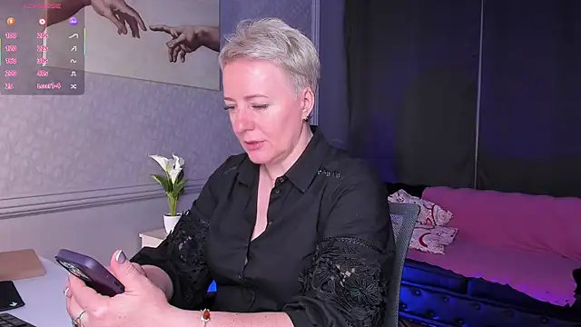 Nika Smit online show from June 27, 7:02 am