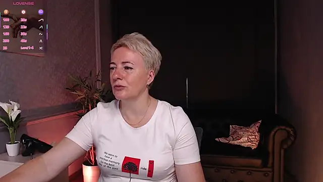 Nika Smit online show from July 5, 5:14 am