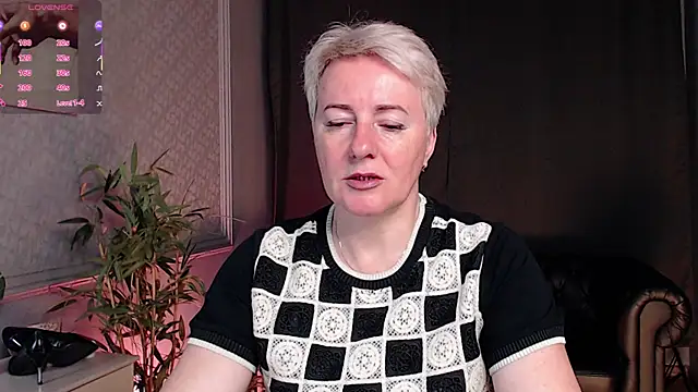 Nika Smit online show from July 17, 5:25 am