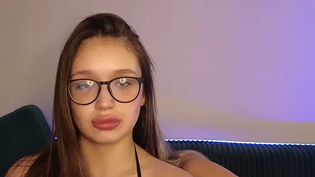 Megan Kira online show from February 20, 6:06 am