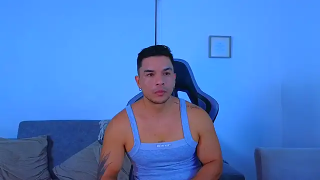 Snapshot of estebandelouis chatting on July 12, 2:08 pm estebandelouis online show from July 12, 2:08 pm