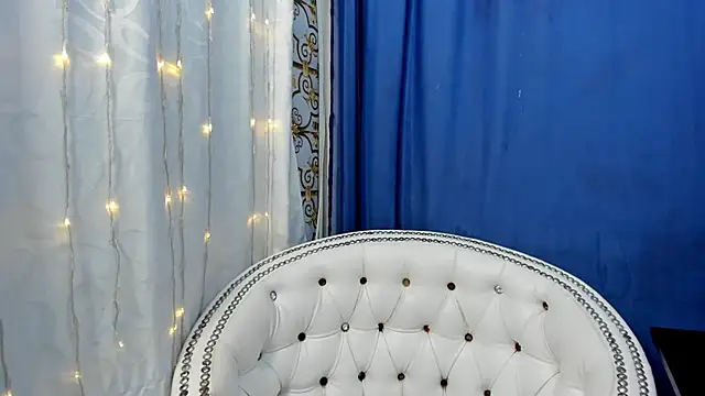 Snapshot of Analia18_ chatting on February 13, 6:16 pm Analia18  online show from February 13, 6:16 pm