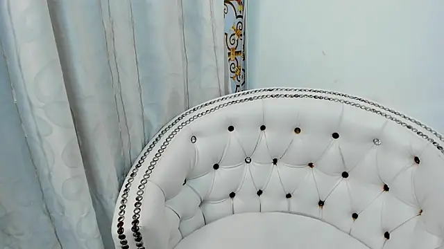 Snapshot of Analia18_ chatting on March 9, 4:22 pm Analia18  online show from March 9, 4:22 pm
