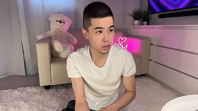 Snapshot of Dylan_mercy chatting on March 1, 9:18 am Dylan mercy online show from March 1, 9:18 am