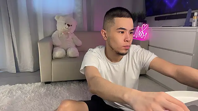 Snapshot of Dylan_mercy chatting on March 22, 9:13 am Dylan mercy online show from March 22, 9:13 am