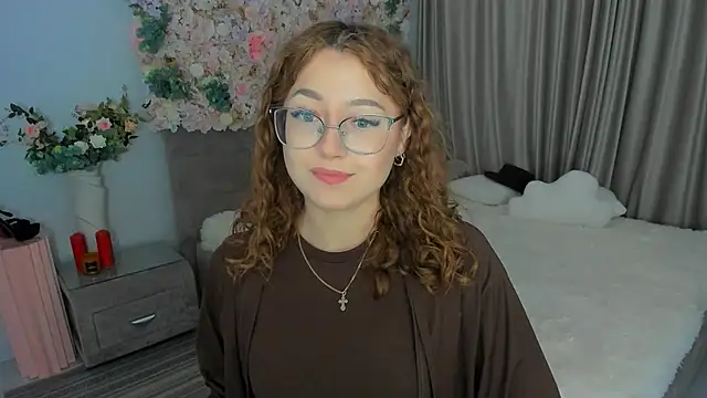 SereneFlame online show from September 20, 4:19 pm