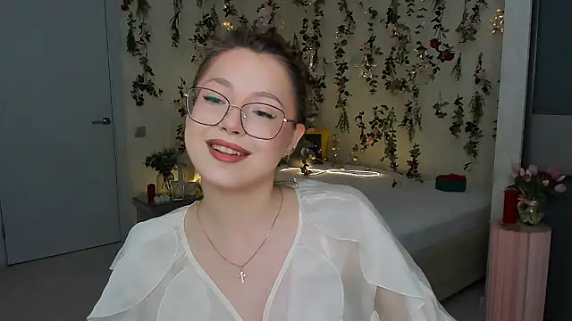 SereneFlame online show from March 23, 4:11 pm