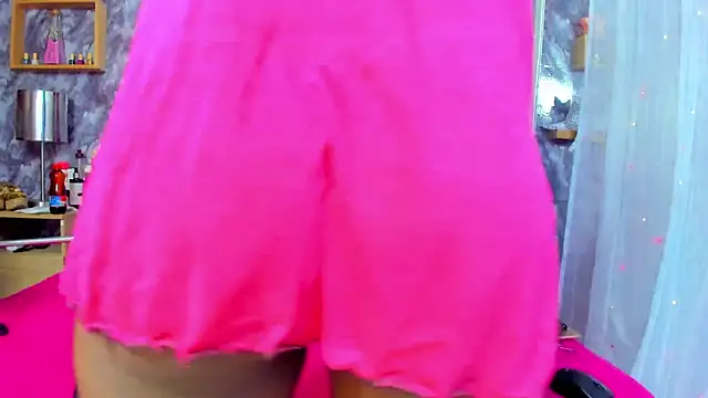 EMMAPARISS online show from February 2, 2:13 pm